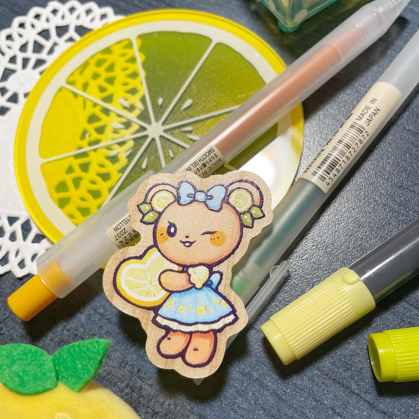 Dreaming Heart 💛 Lemon Bearlita Wooden Pin